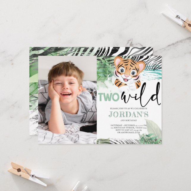 Lion Jungle Cute Second Birthday Photo Invitation (Devant/Arrière en situation)