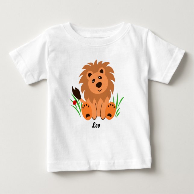 Lion mignon dans l'herbe avec t-shirt bébé coccine (Devant)