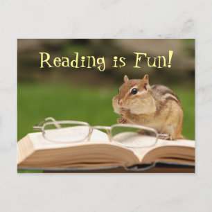 Lire est amusant ! Carte postale Chipmunk