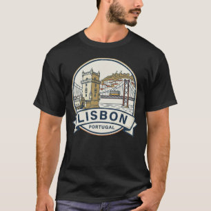 Lisbonne, Portugal : T-Shirt Ville des Sept Collin