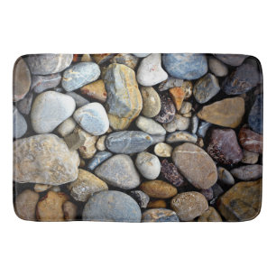 LISSEZ LE TAPIS DE BAIN LAVÉ DE ROCHES DE RIVIÈR