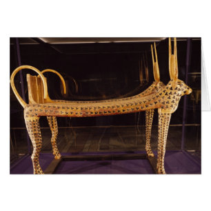 Lit funéraire sous forme de vache sacrée