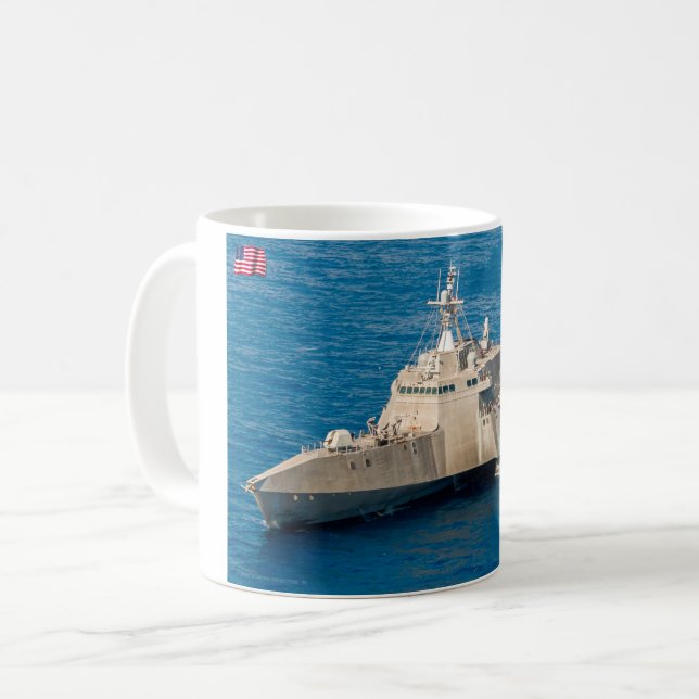 LITTORAL COMBAT SHIP – LCS-4 Mug (Devant gauche)