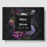 Bouquet floral mauve moody gothique sur dentelle n