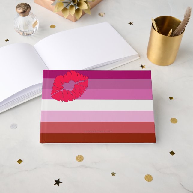 Livre D'or Drapeau de fierté lesbienne lipstick SlipperyJoe f (Recto ouvert)