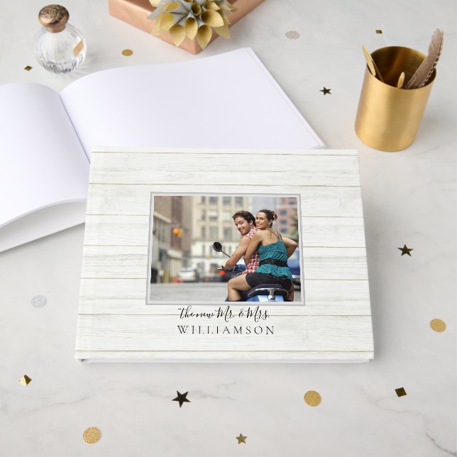 Livre D'or Élégant Script Bois rustique Nouveau M. Et Mme Pho (Recto ouvert)