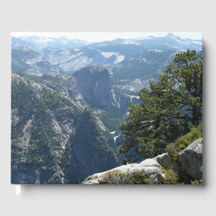 Livre D'or Vue de la montagne de Yosemite dans le parc nation