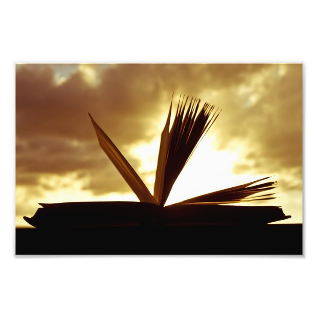 Livre ouvert et photo coucher de soleil (Devant)