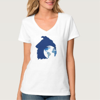 Logo ColliesWithoutBorders sur un t-shirt col V