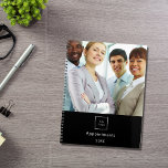 Logo de la photo d'entreprise noir blanc équipe QR<br><div class="desc">Personnalisez et ajoutez votre propre photo,  logo d'entreprise,  titre et un an. Votre logo à la fois sur l'avant et sur l'arrière. Ajoutez votre propre code QR à votre site Web au verso (ou supprimez) arrière - plan noir,  texte blanc.</div>