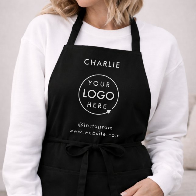 Logo de la société de tabliers | Tabliers avec nom (Sleek black company branded name aprons for your store or salon team apparel employee brand uniform.)