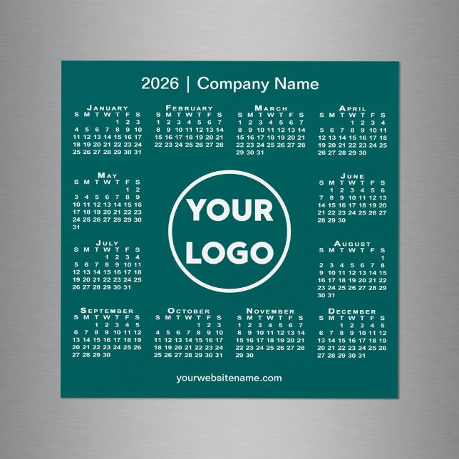 Logo de l'entreprise Calendrier 2026 sur le aimant (2026 Calendar Company Logo on Teal Green Magnet, in situ)