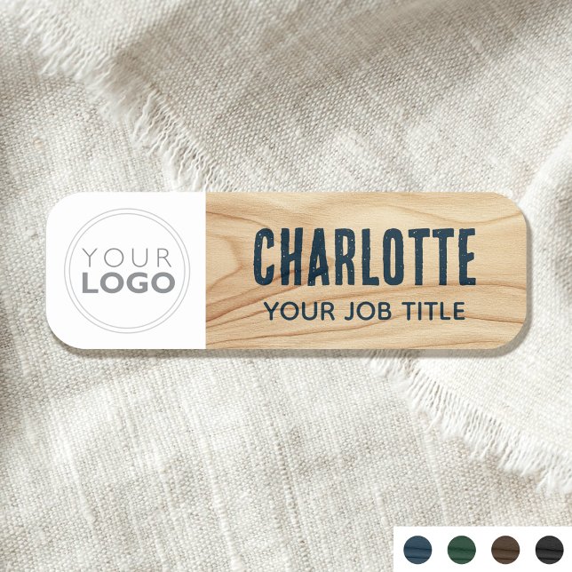 Logo de l'entreprise sur badge en bois rustique bl (Créateur téléchargé)