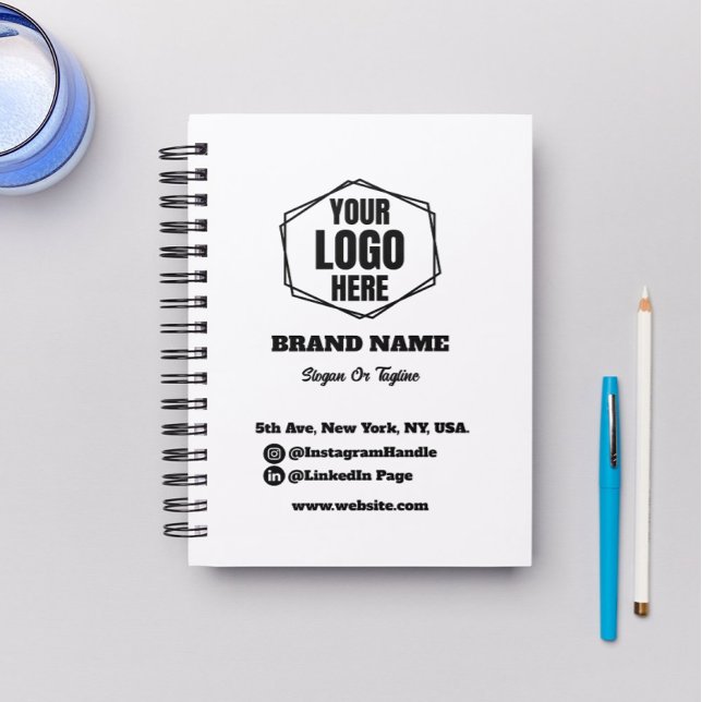 Logo d'entreprise noir et blanc personnalisé (Créateur téléchargé)