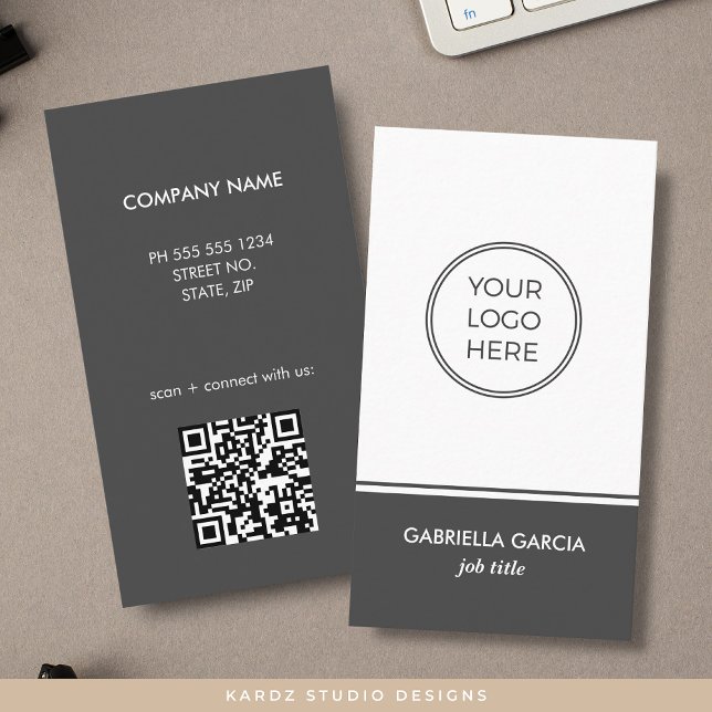 Logo générique gris simple Carte de visite de code (Front and back of gray business cards shown in 3.5 x 2 in. Personalize with logo, qr code + info.)
