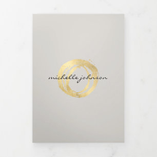 Logo Luxe Faux Gold Peint Circle sur Tan Brochure