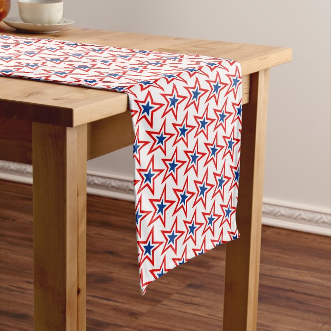 Long Chemin de table - Étoiles du 4 juillet pour petite (In Situ)