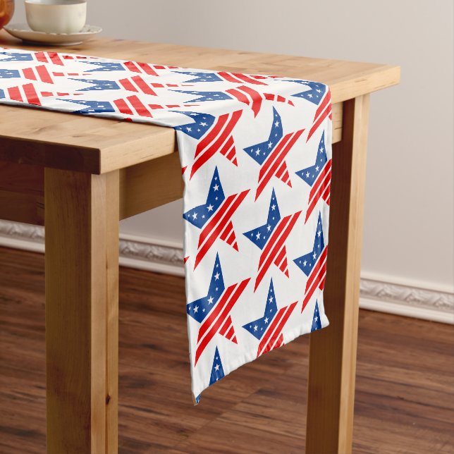 Long Chemin de table - Étoiles du 4 juillet pour petite (In Situ)