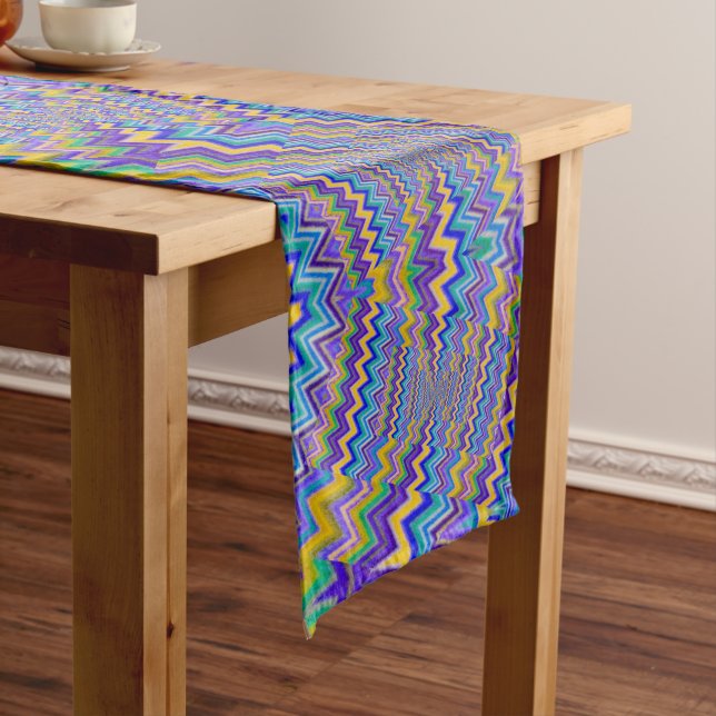 Long tourbillons multicolores sur chemin de table (In Situ)