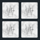 Lot De Dessous-de-verres Marbre blanc Script Nom du Groomsman personnalisé<br><div class="desc">Monogramme et cadeaux de nom minimaliste moderne Ce design présente le nom de marionnettiste personnalisé en gris moderne écriture de texte style de police et monogramme en gris clair moderne sans serif style de police comme arrière - plan, avec des détails mariages en gris moderne sans serif style de police,...</div>