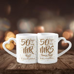 Lot De Mugs 50e Anniversaire Coeurs d'or Confetti<br><div class="desc">Personnalisez avec les noms et l'année mariage du couple heureux. Un cadeau amusant,  unique et personnalisable pour célébrer l'anniversaire mariage de n'importe qui. Conçu par Thisisnotme©</div>