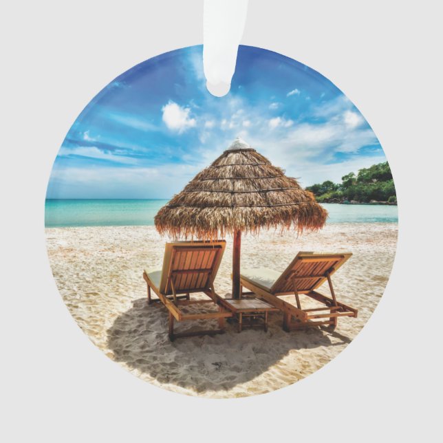 Lounge on beach throw pillow (devant)