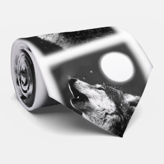 Loup blanc noir hurle à la Cravate de la lune
