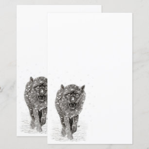 Loup noir en colère dans la neige, hiver sauvage