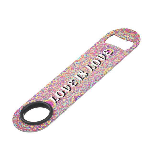 Love Is Love Fierté Bar Key (Devant angulaire)