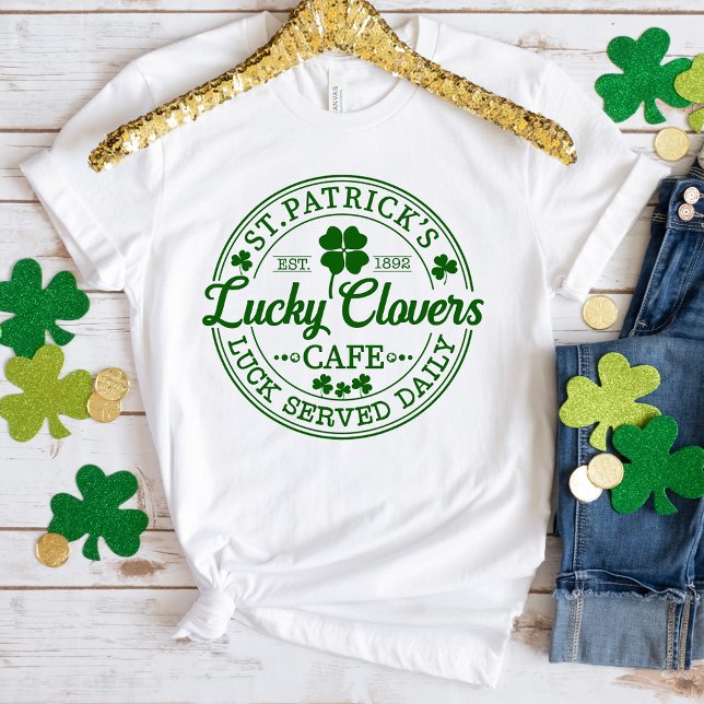 Lucky Clover's Cafe St. Patrick's Day T-Shirt (Créateur téléchargé)