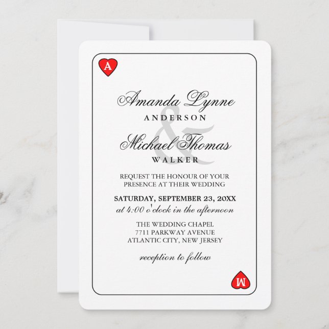 Lucky in Love - Coeurs jouer carte Wed Invitation (Dos)