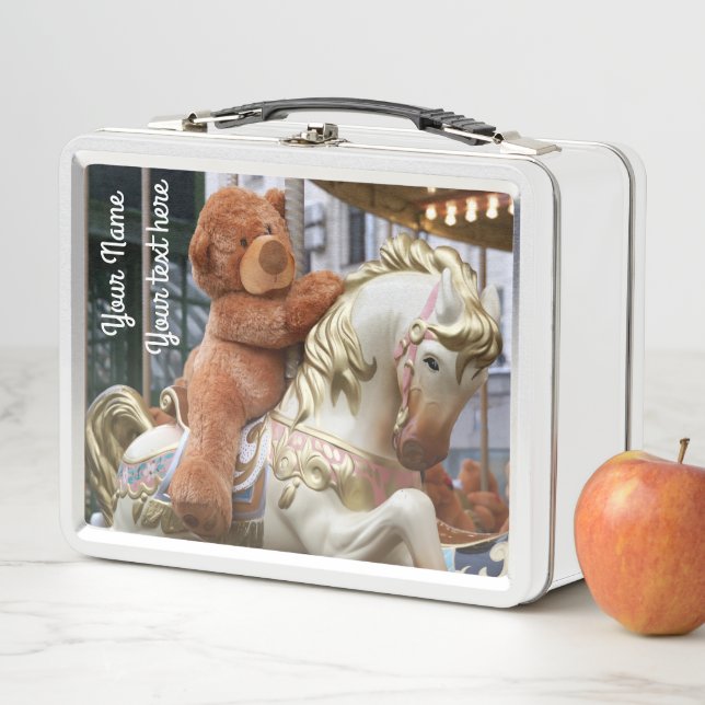 Lunch Box Carrousel avec ours en peluche (En situation)