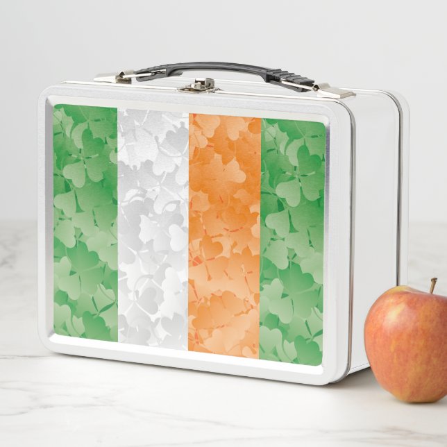 Lunch Box Drapeau de l'Irlande avec motif shamrock (En situation)