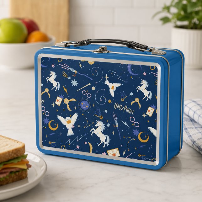 Lunch Box HARRY POTTER™ Motif Iconique du Solstice d'Été (Simulated lunch box on counter)