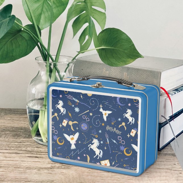 Lunch Box HARRY POTTER™ Motif Iconique du Solstice d'Été (Lunch box on table)