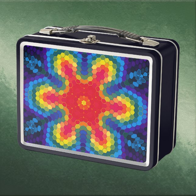 Lunch Box Mandala Hexagonal Rouge Jaune et Bleu (Red Yellow and Blue Hexagon Mandala Metal Lunchbox by Wormhole Orbital)