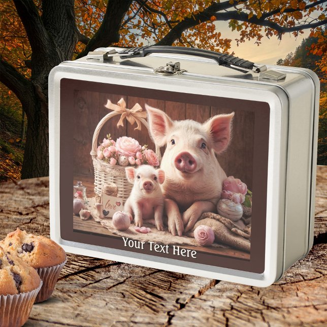 Lunch Box Mignonne maman et cochon enfant (Lunch Box featuring a fantasy image of a pig mom with child. Beautiful for any animal lover.)