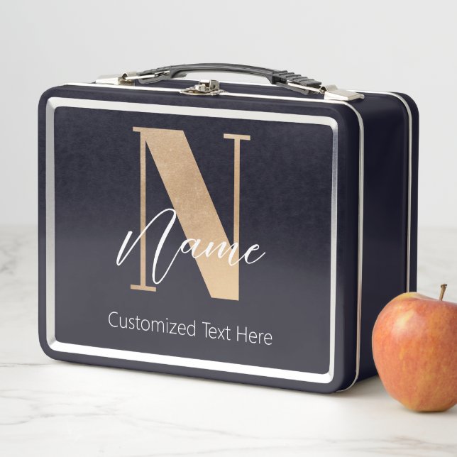 Lunch Box Monogramme moderne Initiale N & Nom Personnalisé (En situation)