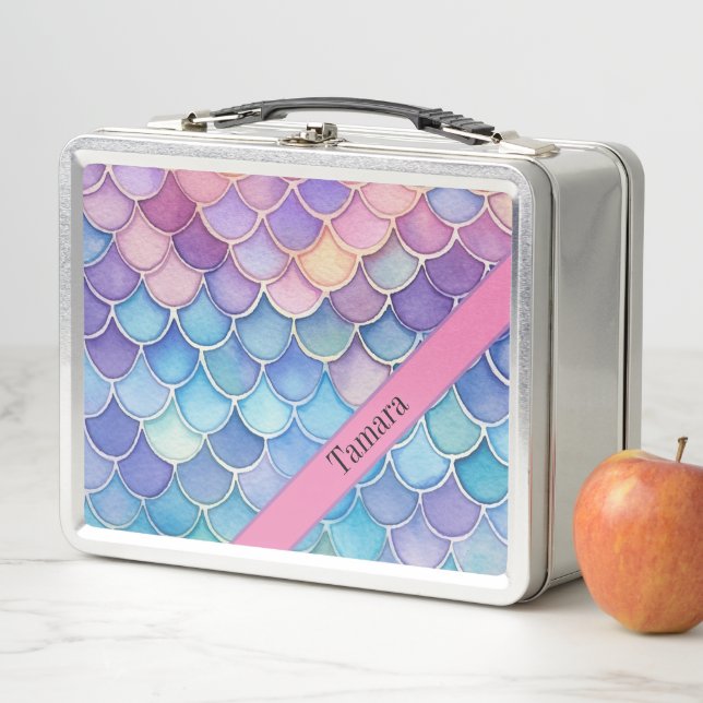 Lunch Box Pastel Mermaid Scale Motif Nom personnalisé (En situation)