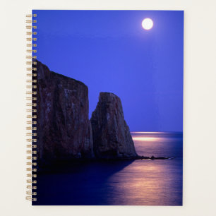 Lune au crépuscule Rocher Percé Côte Gaspésienne