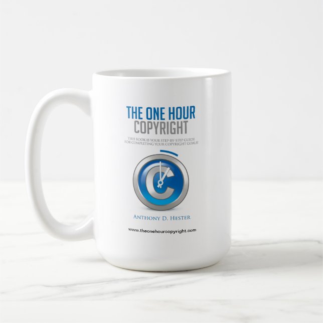 L'une tasse de café de Copyright d'heure (Gauche)