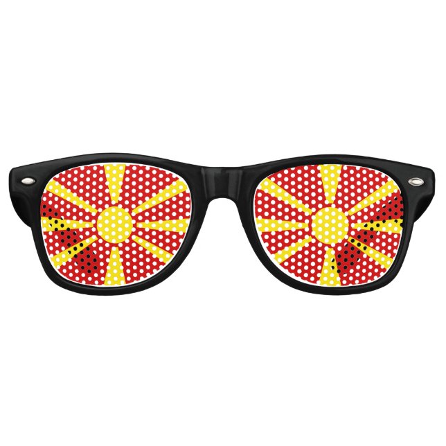 Lunettes De Fête Retro Drapeau de Macédoine du Nord (Devant)