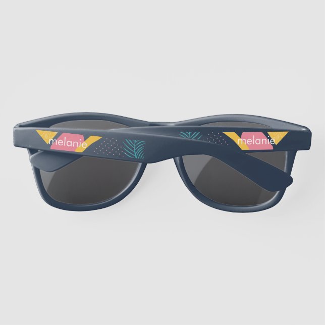 Lunettes De Soleil Formes de collage tropicales estivales monogrammée (Dos)