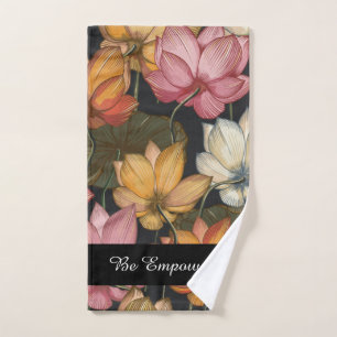 Lys d'eau de Lotus en floraison Exercice noir