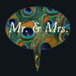 M. et Mme Peacock Feather Print Cake Topper<br><div class="desc">Ces unique, personnalisable, "M. et Mme" haut de forme de gâteau comporte un motif de répétition des yeux véritables de plume de paon à leurs nuances naturelles de brun d'or, de bleu turquoise, de vert, et de pourpre. Les événements orientés de plume de paon sont toute la rage en ce...</div>