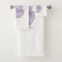 Ma Coupe S'Étend Sur Le Serviette