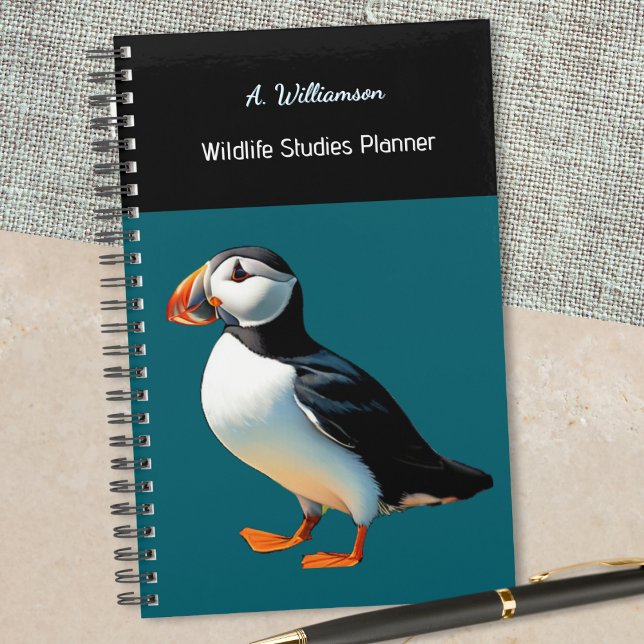 Macareux Atlantique Oiseaux Faune Océan Bleu Perso (A stylish spiral-bound planner with picture of an Atlantic puffin, and customizable name and title)