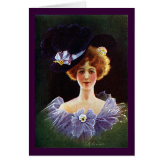 Madame dans la robe d'orchidée avec le cru de Pin