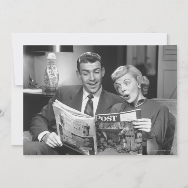 Magazine Couple Reading (Devant)