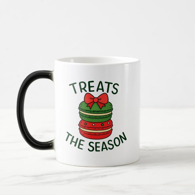 Magic Festive Macaron Holiday Mug (Gauche)